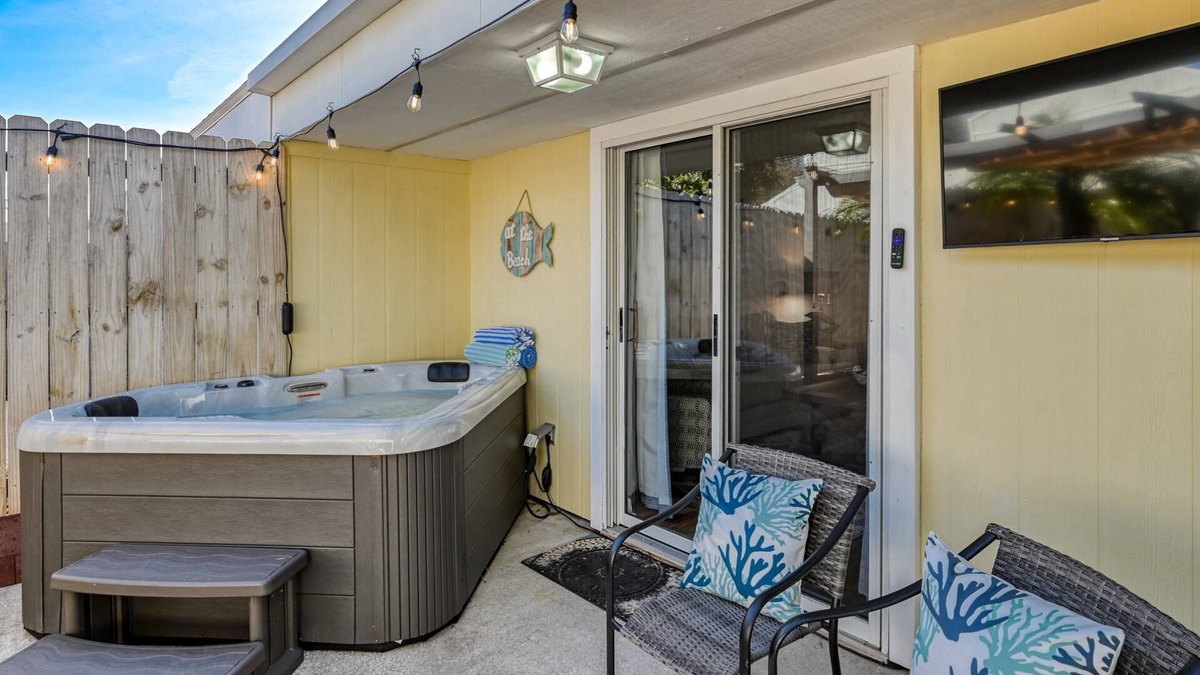 Vilano Beach House | Private Garden, Hot Tub, Fire Pit, Walk to Beach, Minutes to Historic Downtown, $300 in Free Tickets