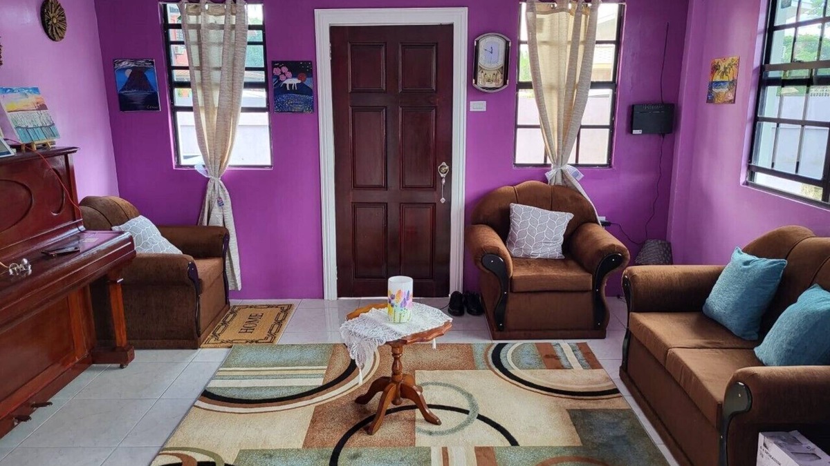 Georgetown House | Private Gated 1 Bedroom in Georgetown
