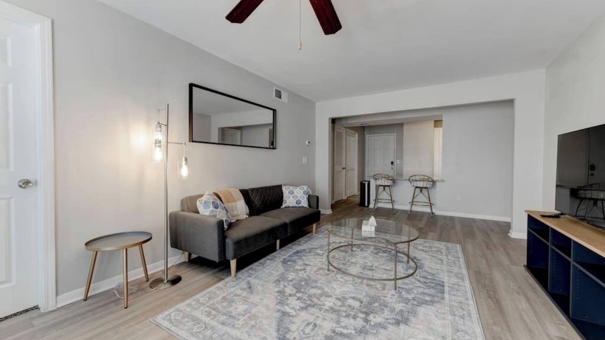 Pleasant Valley Apartment | Private Gated 4BR 4BA Home Away From Home Near DT
