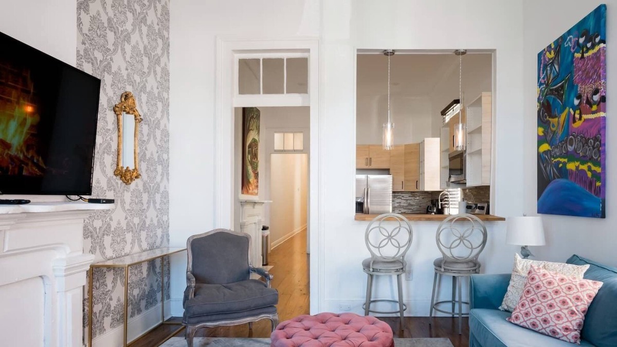 Faubourg Lafayette House | Private Gem for Comfort in Style Near Garden District & CBD