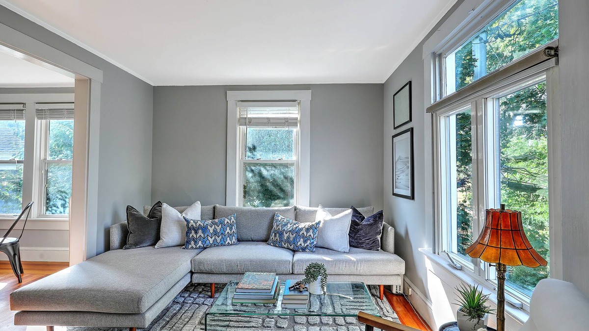 Off Broadway Apartment | Private Gem in Heart of Downtown Newport