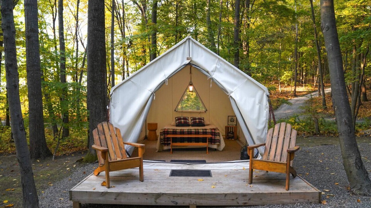 Vernon RV Rental | Private Glamping Tent