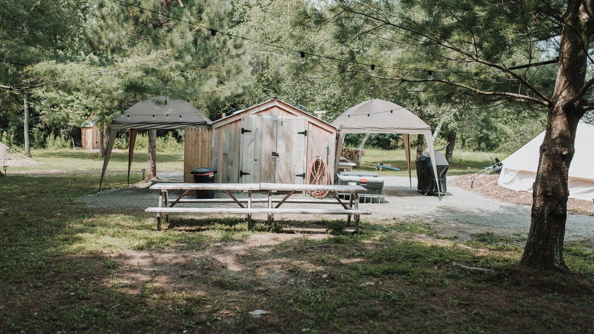 Salem RV Rental | Private Glamping Site at Family-Run Farm, Blind Buck Valley Farmstead