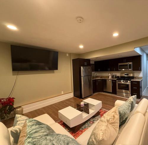 Ronkonkoma Apartment | Private Guest House-Lake Ronkonkoma
