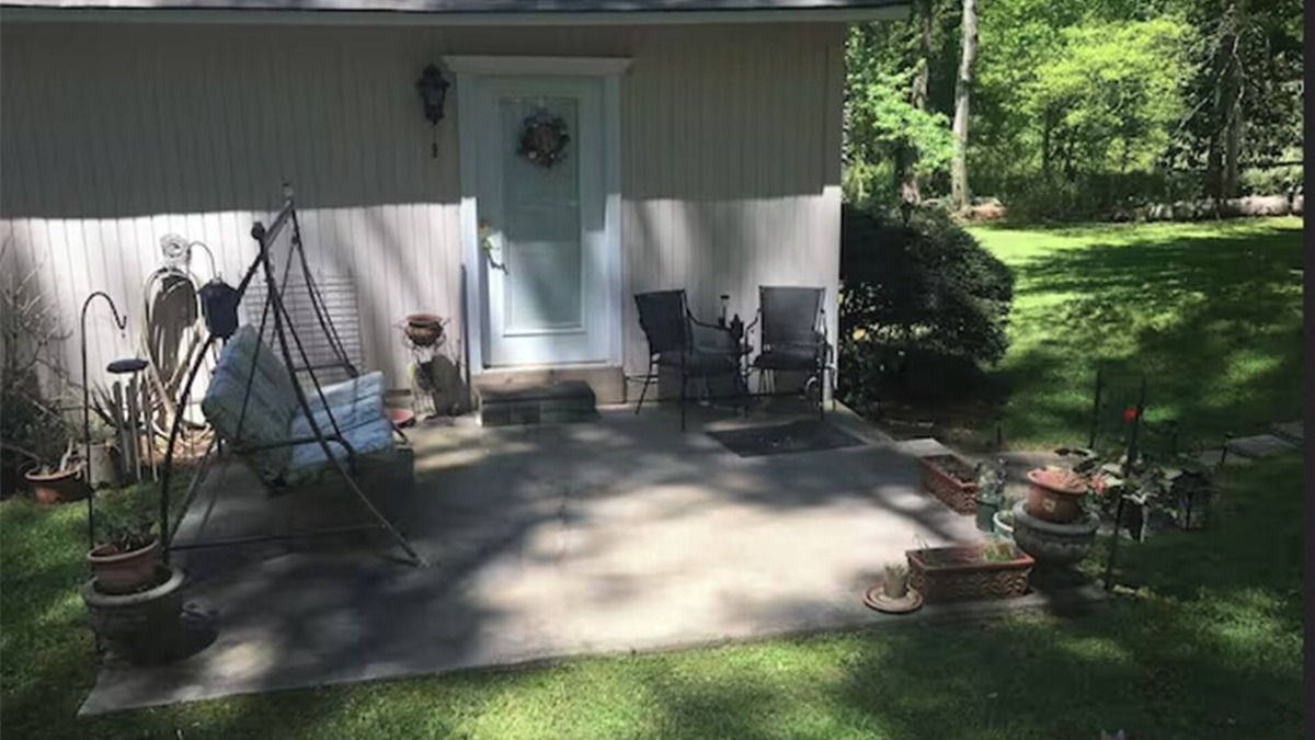 Milton House | Private Guest Suite - Country Living near Everything