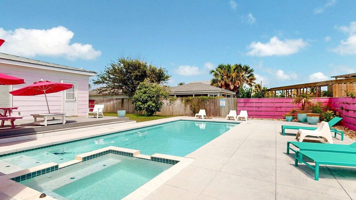 Old Town House | Private Heated Pool, Hot Tub, Pet Friendly, Golf Cart Access