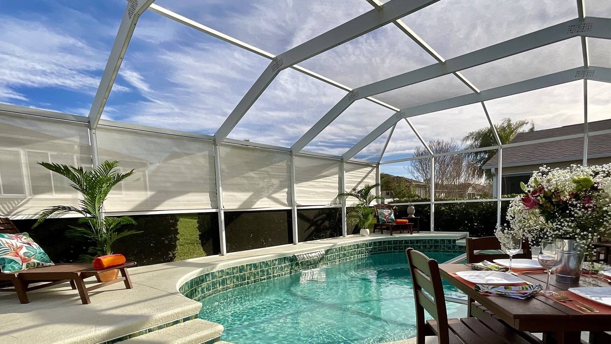 Summerhill House | Private Heated Pool & Hottub - Pet Friendly- Close to L Sumpter & Spanish Spring