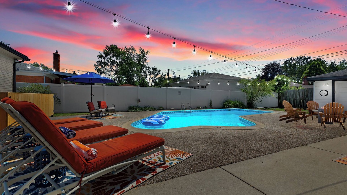 Clawson House | Private Heated Pool, Firepit, Walk to Parks + Eats