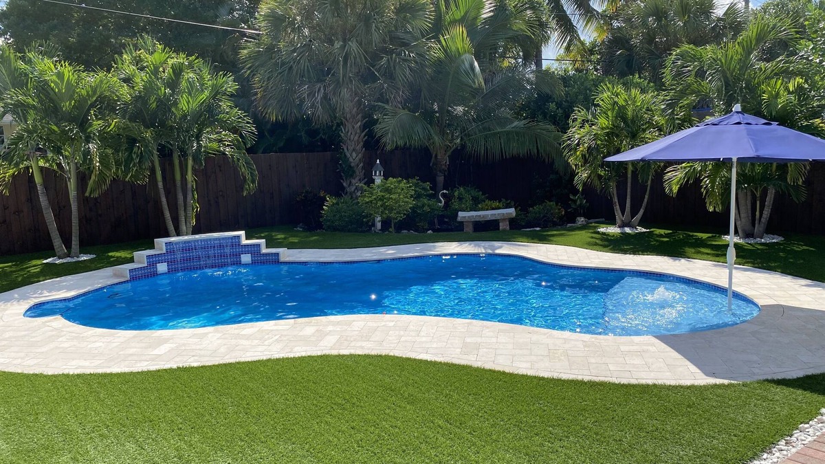 West Palm Beach House | Private Heated Pool, Less than 10 Minutes to Beach and Downtown West Palm Beach!