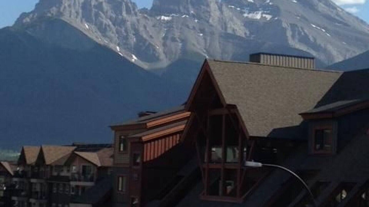 Teepee Town House | Private High-End Canmore Condo