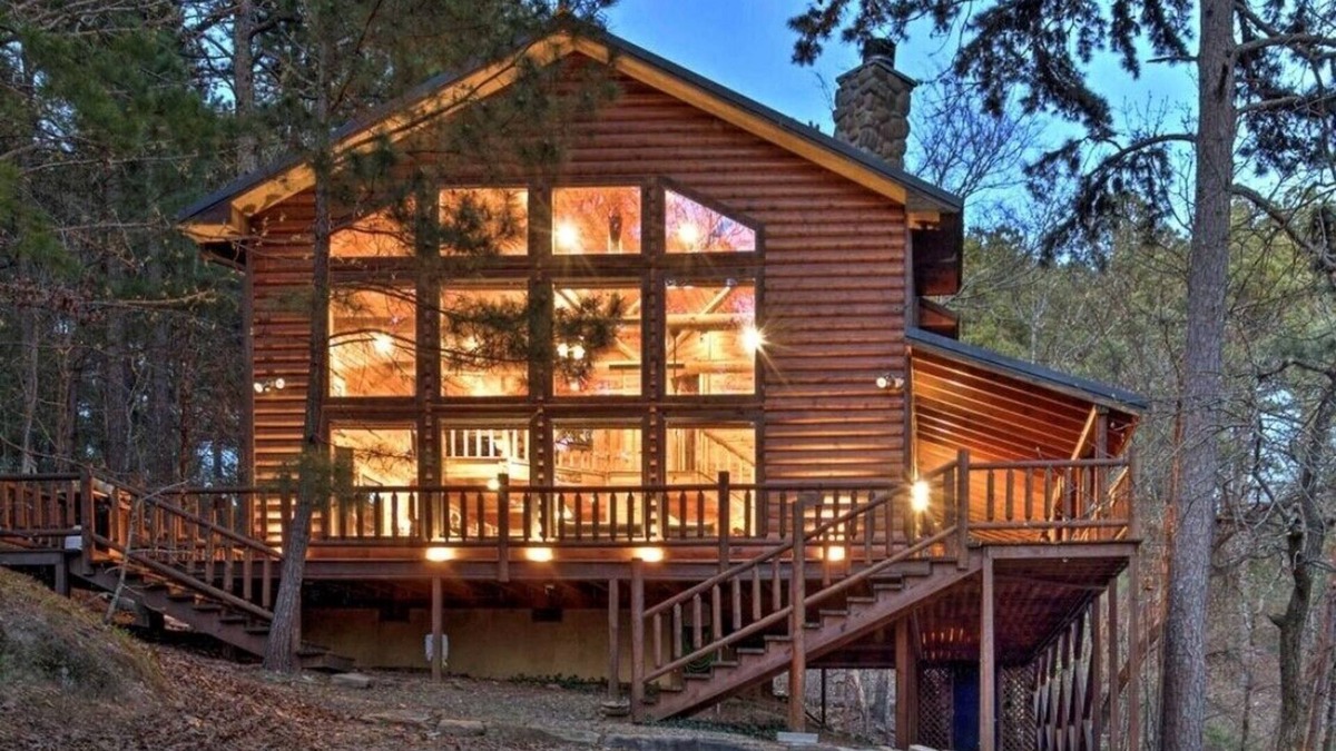 Broken Bow House | Private Hillside Cabin Near Beavers Bend