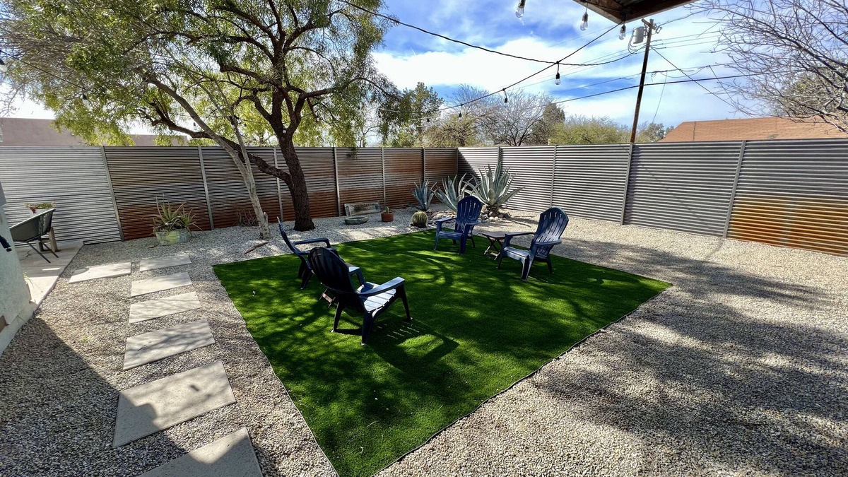 Blenman-Elm House | Private Home- 5 min from U of A, Downtown And Banner UMC