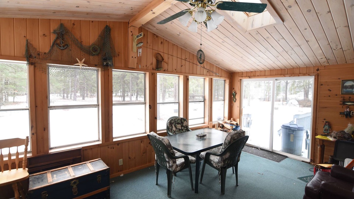Peru House | Private Home On A Cul-De-Sac ~ Stones Throw From Lake Champlain