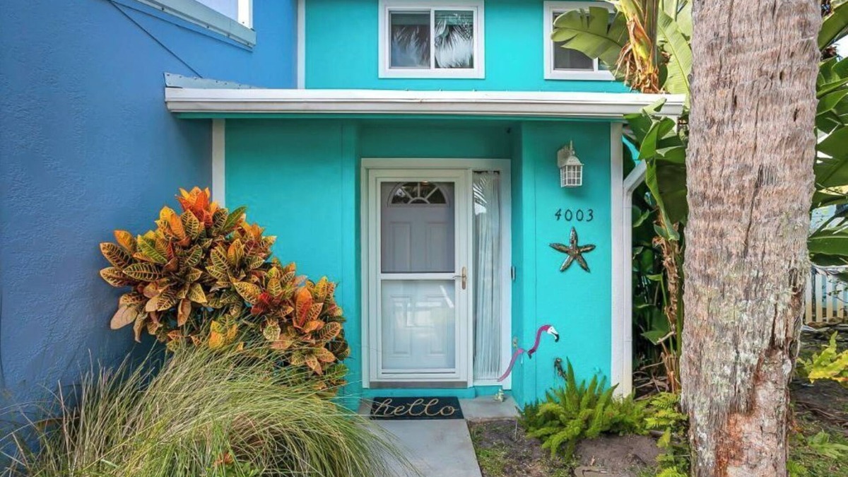 New Smyrna Beach House | Private home with fenced yard. Walk to the Beach!