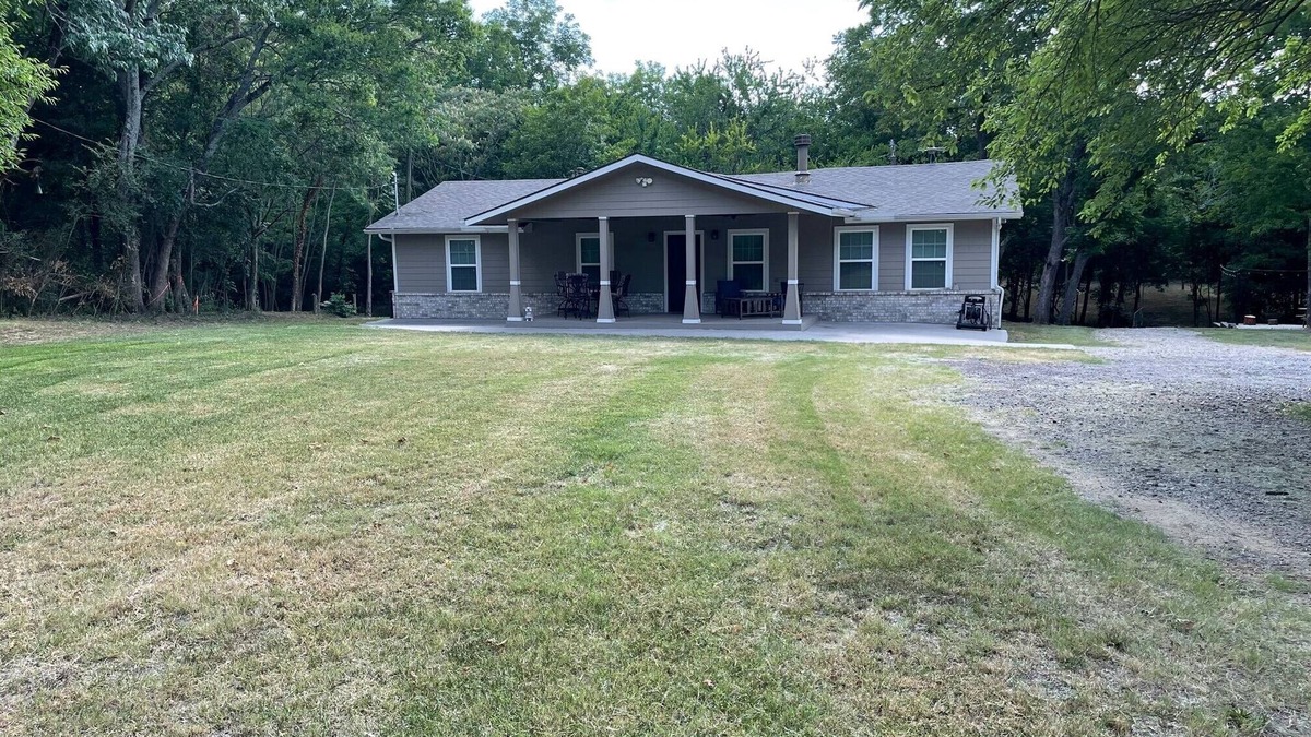 Cumby House | Private home with firepit and picnic area