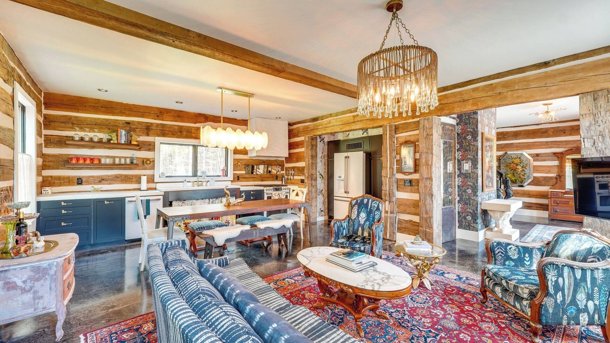 Pine Bush Cabin | Private Hot Tub: Eclectic Ulster County Cabin