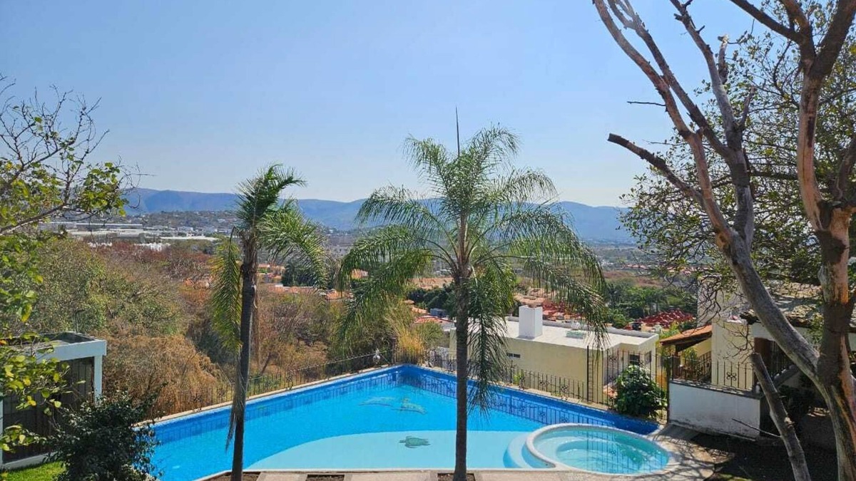Burgos Bugambilias House | Private house with pool