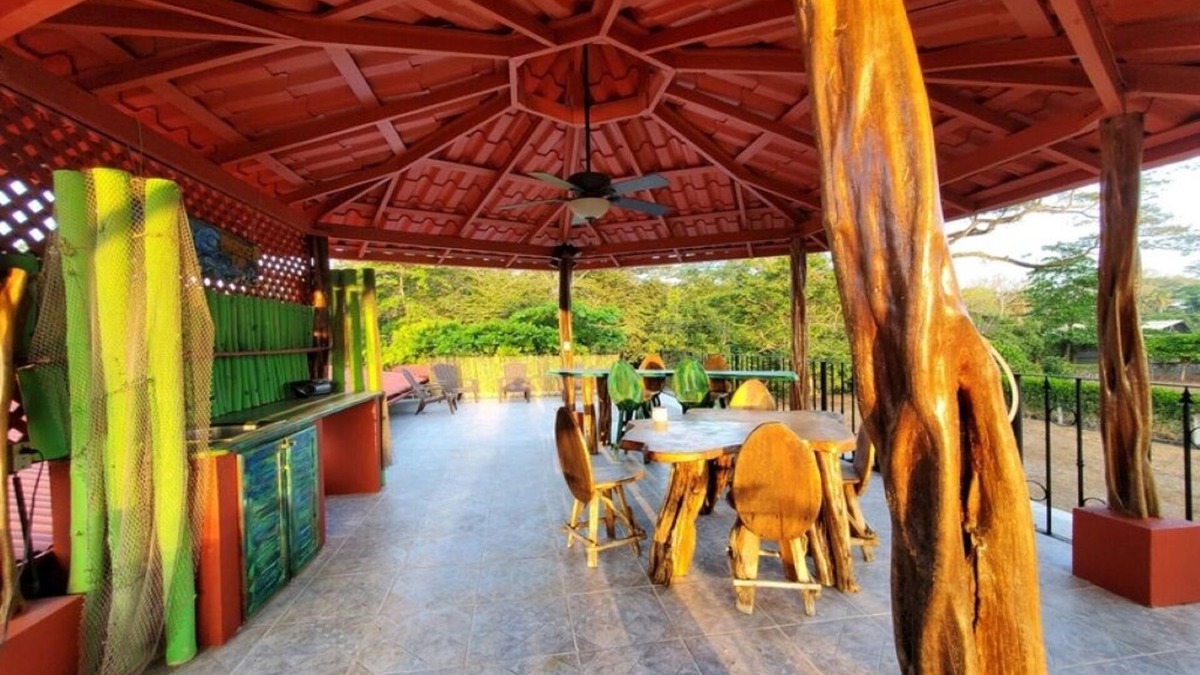 Playa Agujas House | Private jungle oasis w/pool and rooftop bar - 2 min walk to the beach!