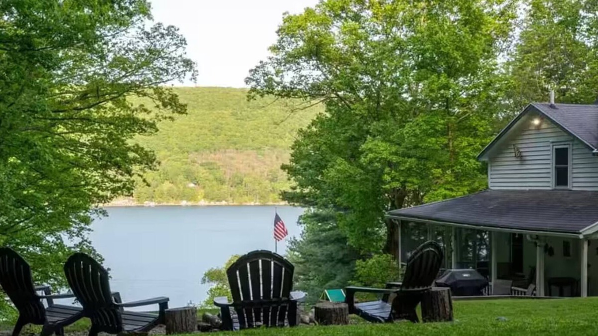 Hammondsport House | Private Keuka lake home with 4 acres of land and 70 ft of lake frontage