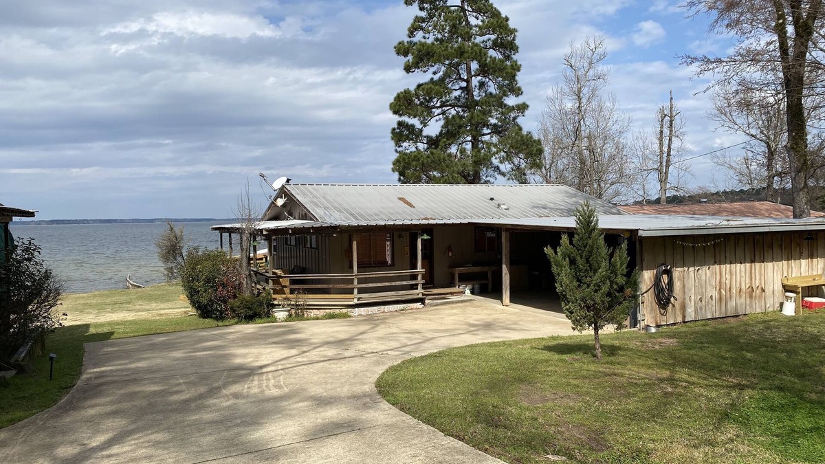 Belmont House | Private lakefront home with amazing views!