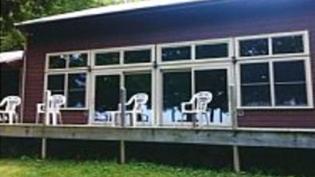 North Hero Cottage | Private Lakefront Year Around Home With Romantic Sunset Views