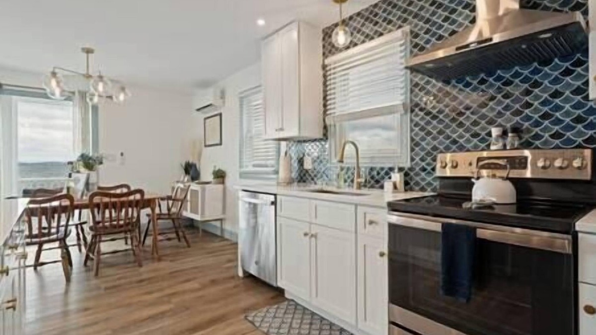 Town of Ledyard House | Private Lakeside Cottage w/Sauna