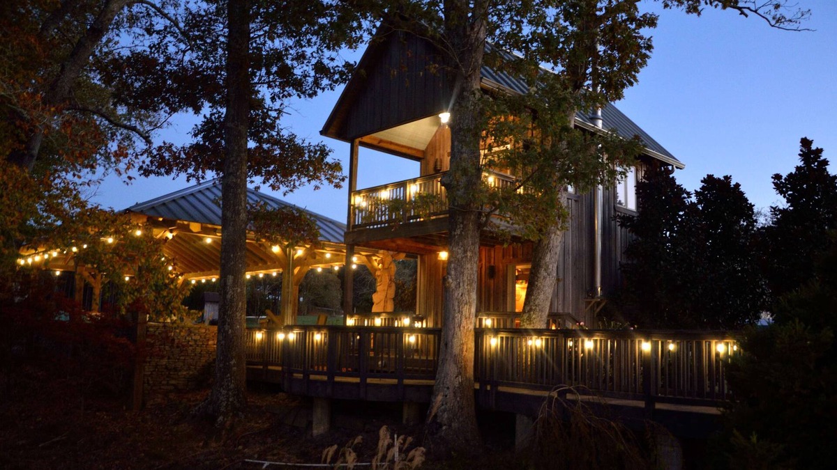Springville Cabin | Private Lakeview Cabin + Fishing & Trails