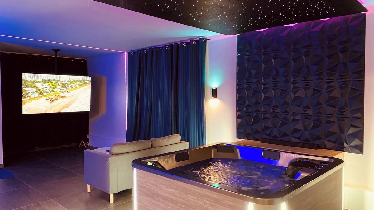 Entzheim Apartment | Private loft - Jacuzzi pro & sauna - All in One