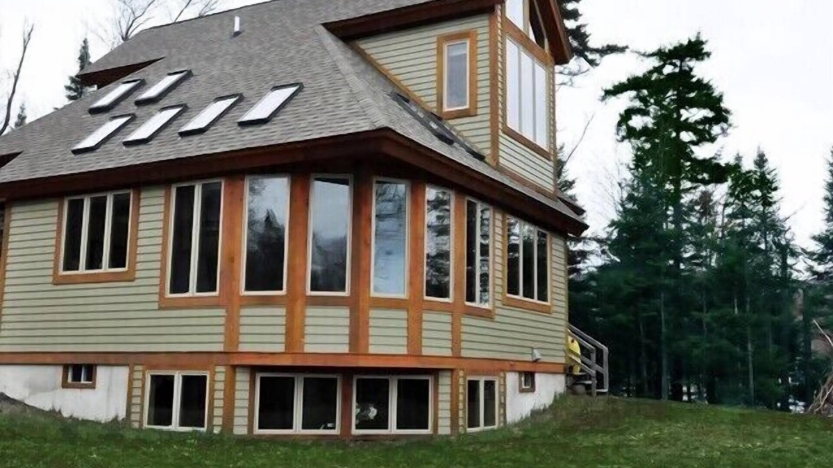 Ellenburg Depot Cottage | Private lot on large lake in northern Adirondacks