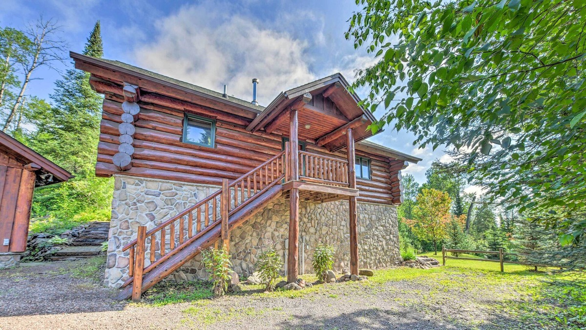Lutsen Cabin | Private Lutsen Cabin w/ Fire Pit, Walk to Lake