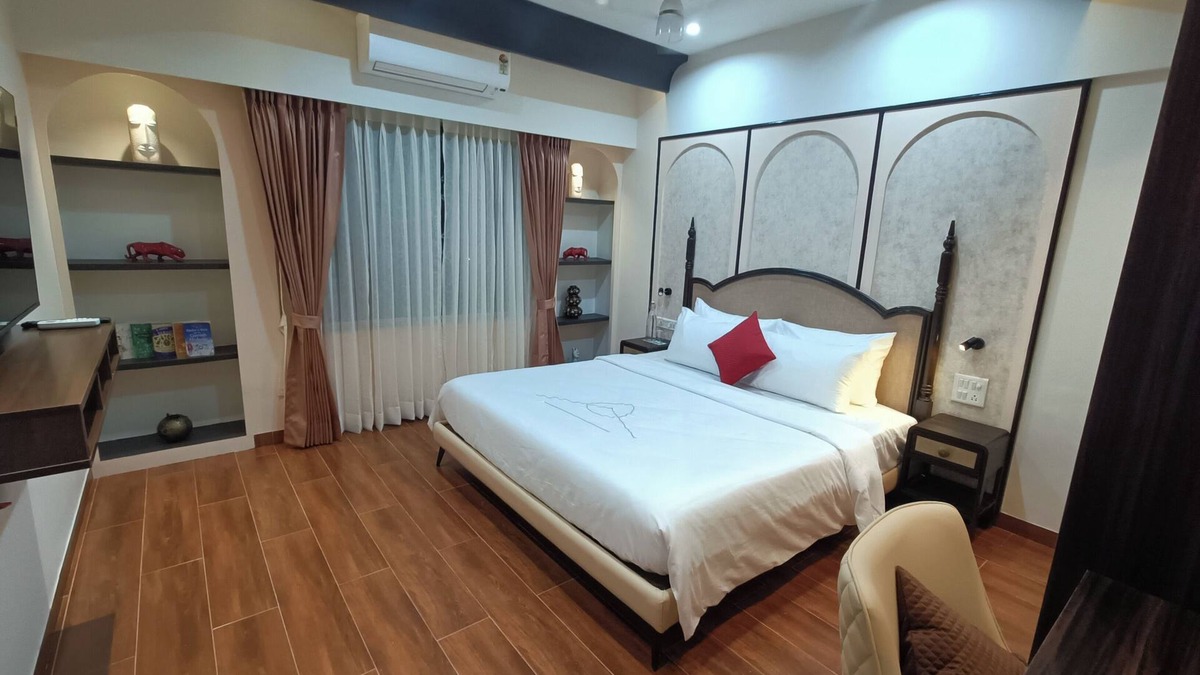 Aundh Apartment | Private Luxe 3BHK | 2 min Balewadi High Street | 5* Hygiene Protocol