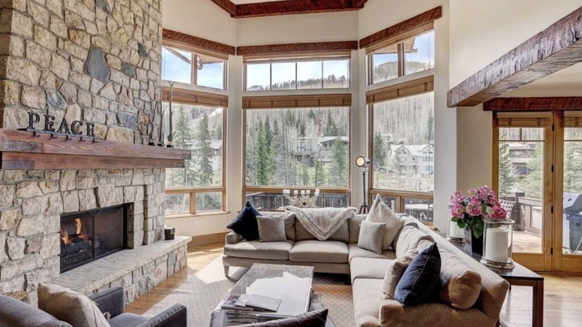 Vail House | Private, luxury 4BR in Lionshead along Gore Creek - hot tub, walk to lift, views