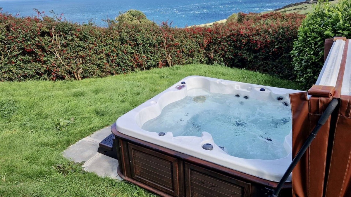 Ballycastle Cabin | Private luxury log cabin with hot tub and stunning views!