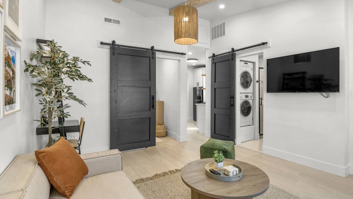 Allen Park House | Private Luxury Tiny Home