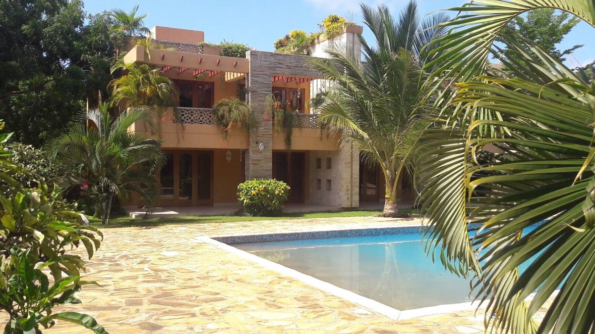 Galu Villa | Private Luxury Villas in Diani Beach, Mombasa Kenya