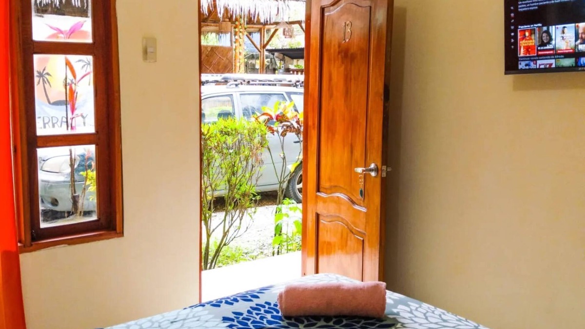 Montanita Apartment | Private Matrimonial Room near the beach