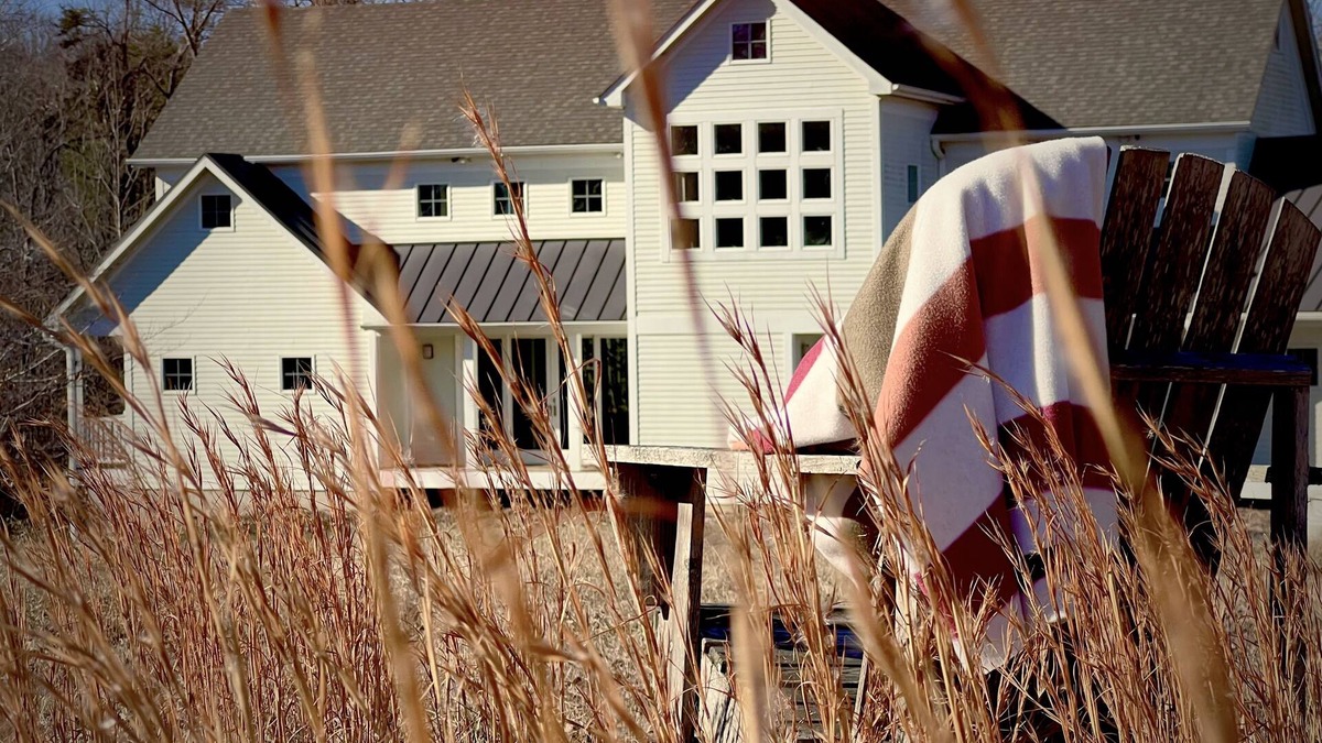 Calverton Other | Private Modern Farmhouse on 12 acres, pet-friendly
