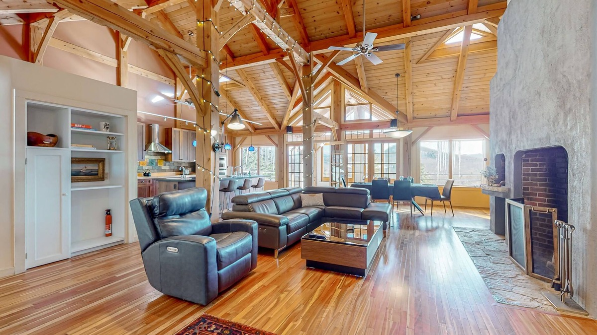 Underhill House | Private mountain retreat with a game room, home theater, & jetted tub