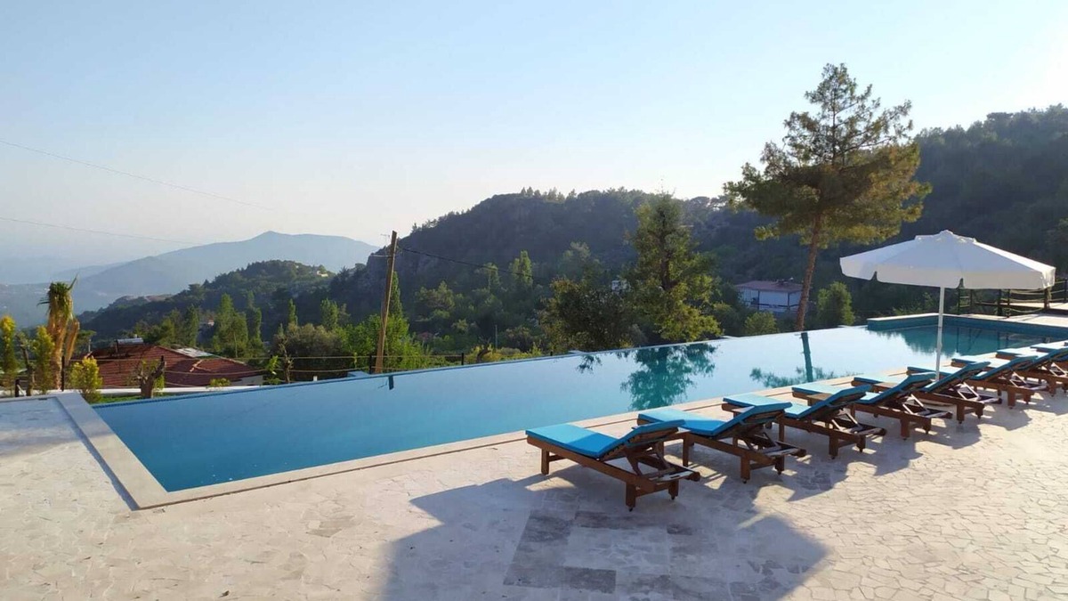 Islamlar Resort | Private, Mountain&Sea Views, 25m heated pool, amenities close. Ideal 20-25+group