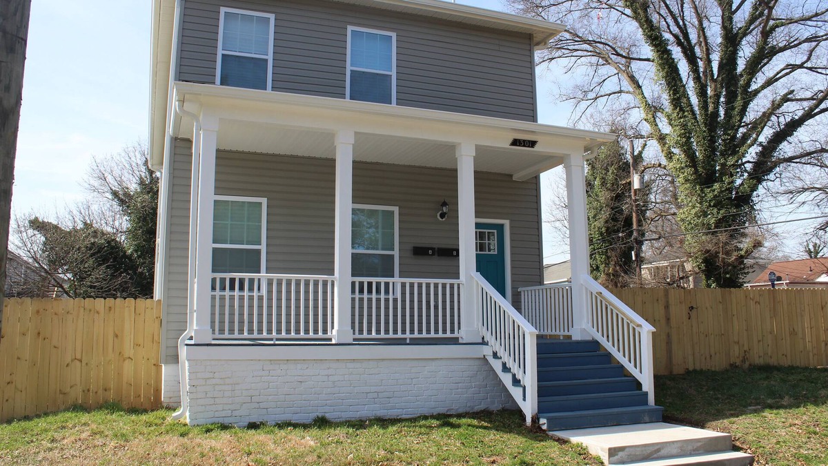 Mosby House | Private New Spacious 4 Bedroom House