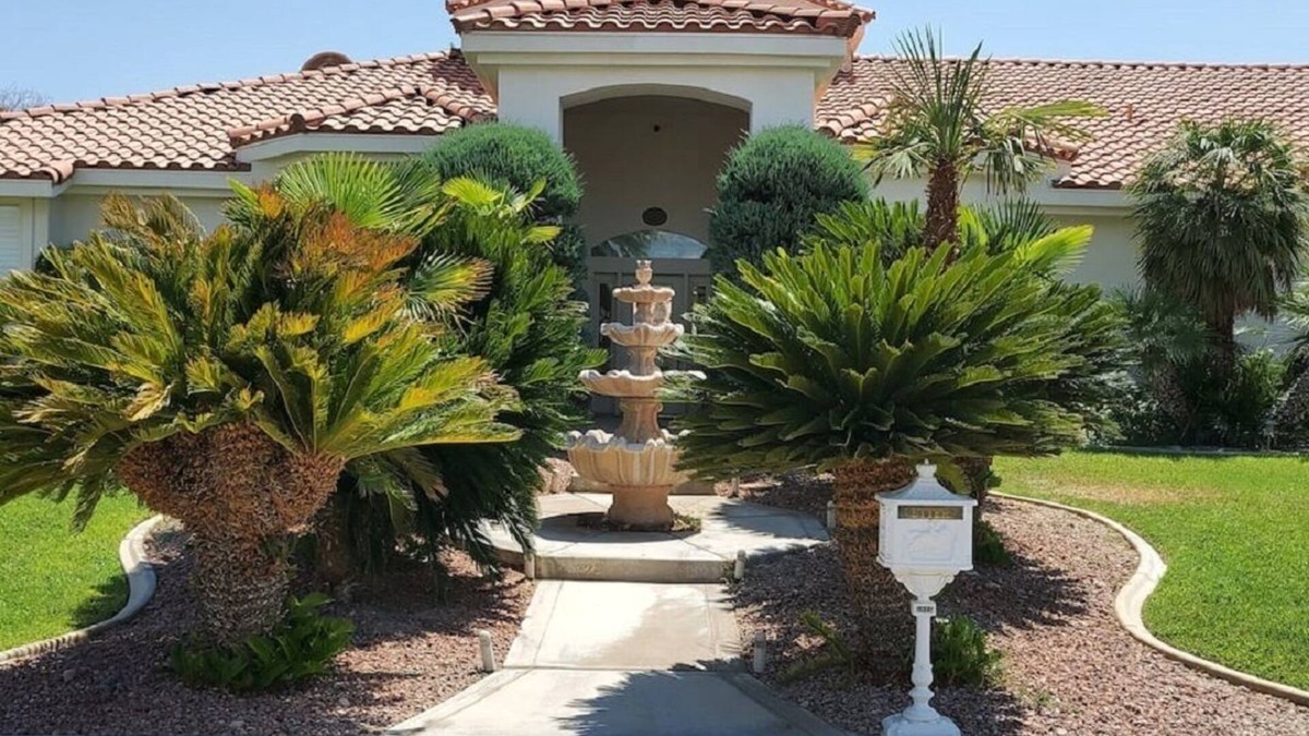 Centennial Hills Apartment | PRIVATE OASIS-MONTHLY RENTAL/POOL/SPA/GOLF/WIFI/PARKING/REVIEWS!❤️