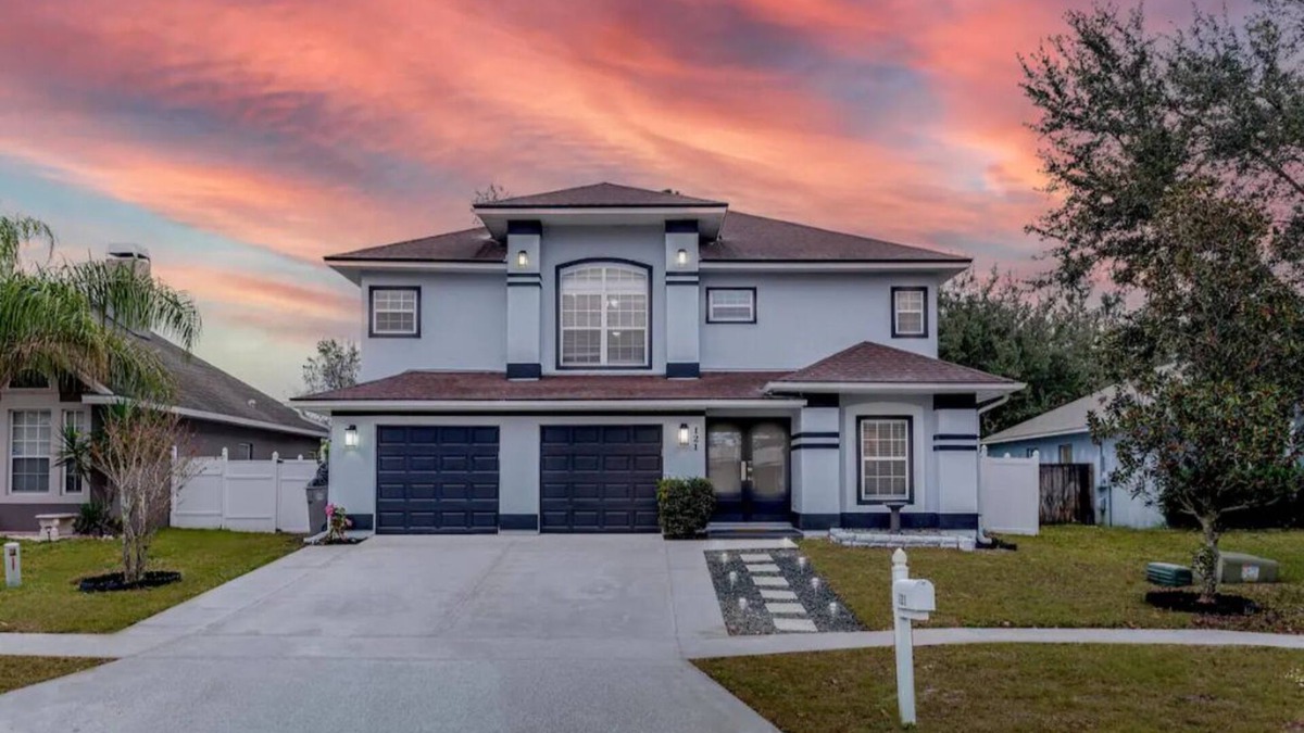Apopka House | Private Oasis near Springs w/King Bd + Pool Table