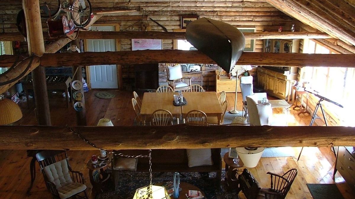 Monson Cabin | Private, on the water beautiful log cabin, 815 feet of water frontage, 16 acres