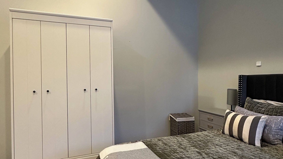 Scranton Apartment | Private open floor plan studio apartment