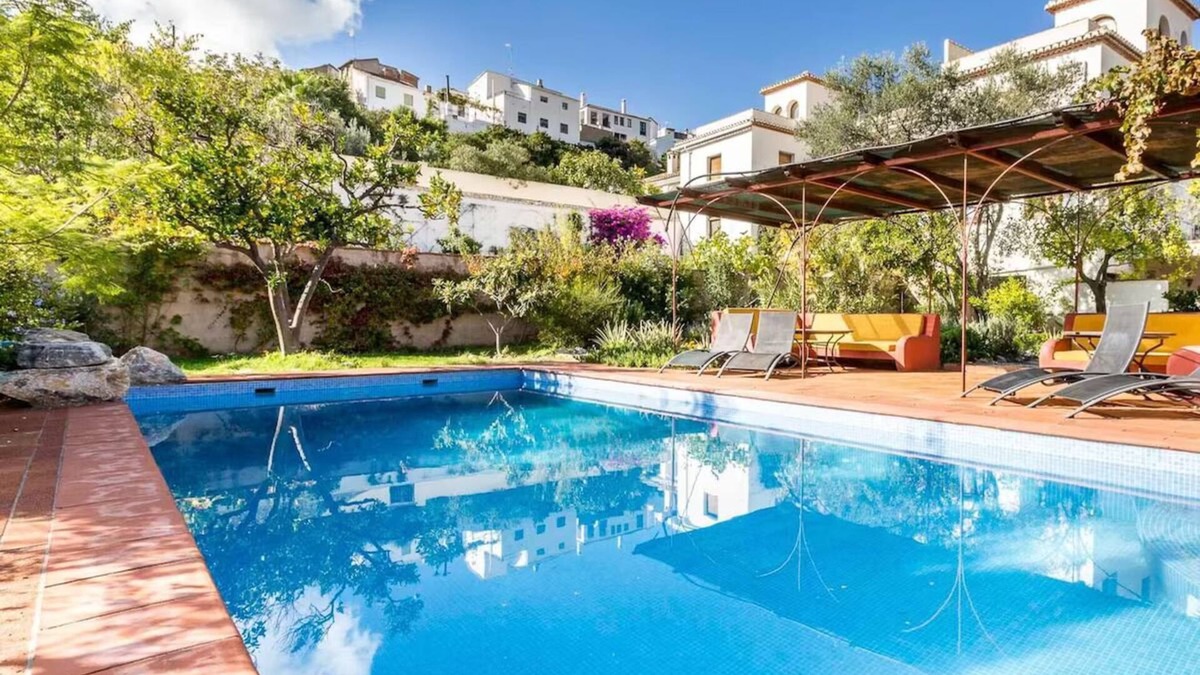 Chite Villa | Private outdoor pool, 3 terraces, perfect for skiing, hiking or relaxing