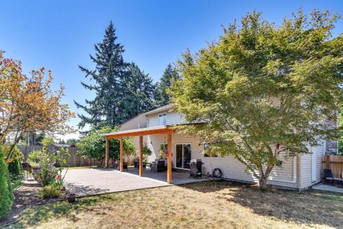 Five Corners House | Private Outdoor Space 9 Mi to Downtown Vancouver!