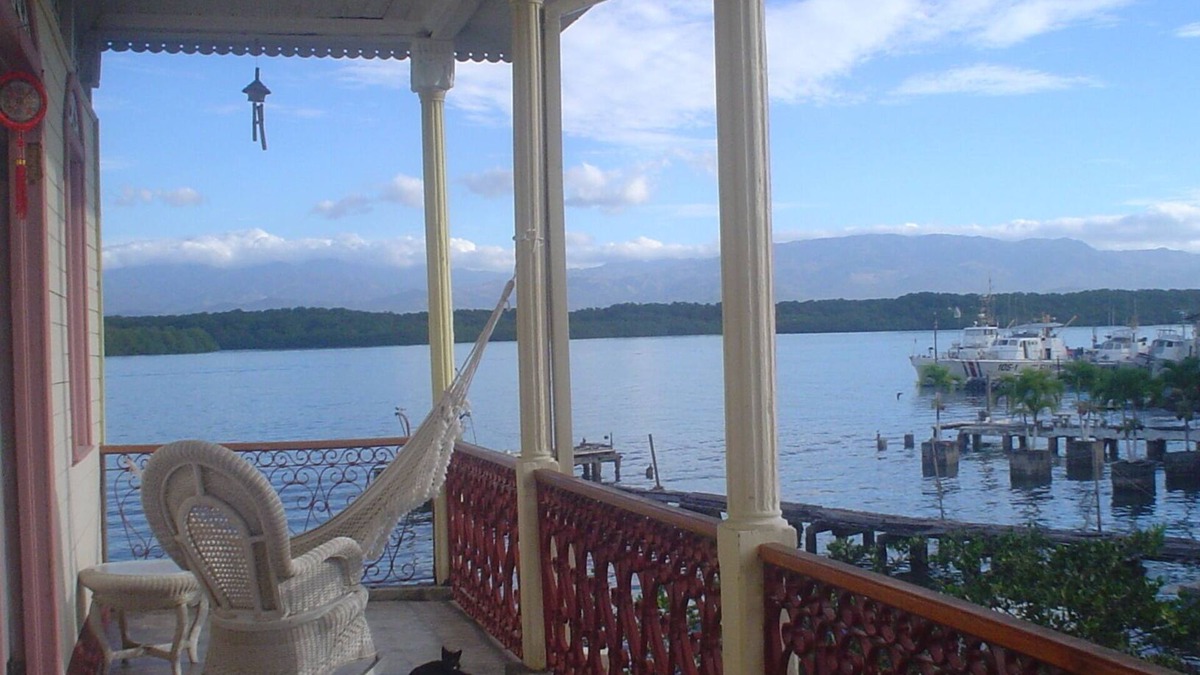 Puntarenas Bed & Breakfast | Private Palace with gorgeous view on the Gulf of Nicoya for 2 people maximum