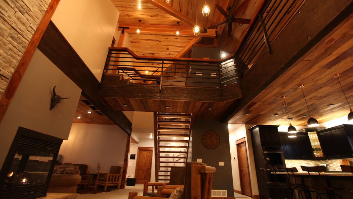 Remer Cabin | Private Paradise- Luxury lodge and Event Venue. year-round adventure!