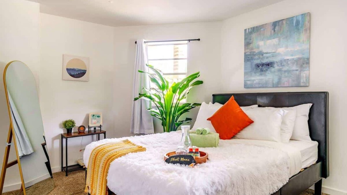 Arena District House | Private Parking - Convention - Short North - Pets