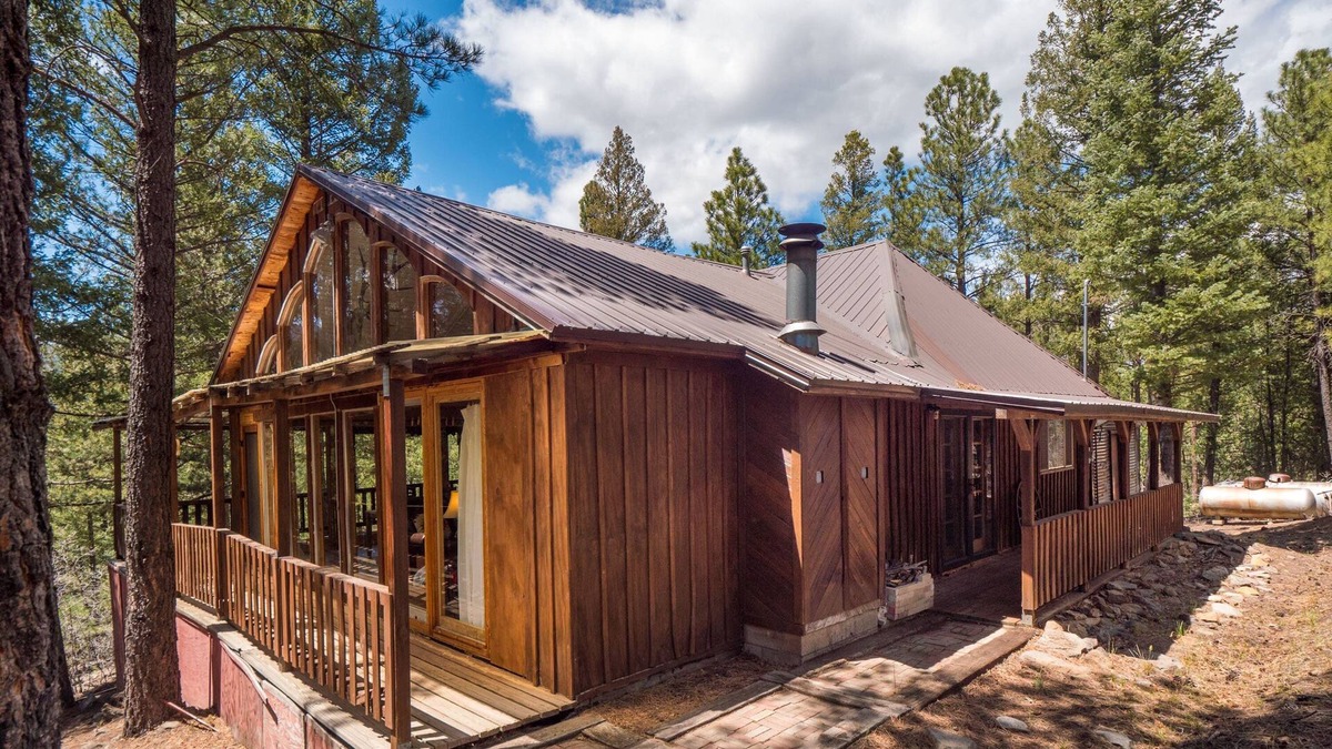 Guadalupita Cabin | Private Peak Velo Remote Mountain Retreat